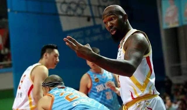  法甲外援政策引发主帅不满  